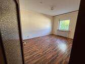 Foto - Schöne 3 Zimmer Wohnung in DU-Rheinhausen, 2.OG mit Balkon