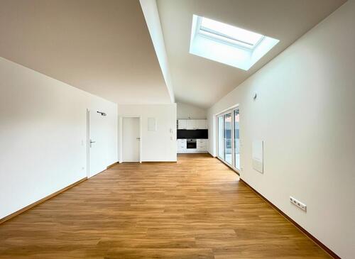 Foto - 2 Zimmer Dachgeschoßwohnung zur Miete in Riesbürg