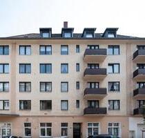 Endlich Platz: 4-Zimmer-Wohnung mit Balkon und Einbauküche (bitte Grundriss beachten) - Düsseldorf Derendorf
