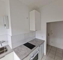 Helle Wohnung mit Küche und Balkon, 2024 frisch saniert - Düsseldorf Stadtbezirk 3