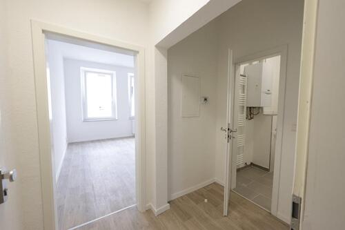 Foto - Kernsanierte Wohnung, 37m² 2 Zimmer Wohnung am Herminghauspark