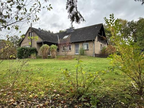 Foto - Großzügige Erdgeschosswohnung mit Garten, Terrasse und Kaminofen in OldendorfLuhe