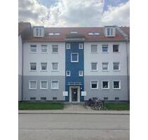 Zuhause fühlen: gemütliche, renovierte 2,5-Zimmer-Wohnung mit Balkon - Dachau