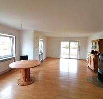 Helle 4-Zimmer-Wohnung in ruhiger Ortsrandlage mit eigenem Garten - Kappel-Grafenhausen