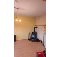 Große 2-ZKB-Wohnung mit Kaminofen, Zentral gelegen - Minden