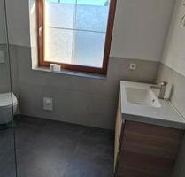 Doppelhaushälfte in Roßwein - 180.000,00&nbsp;EUR Kaufpreis, ca.&nbsp; 80,00&nbsp;m&sup2; in Roßwein (PLZ: 04741)