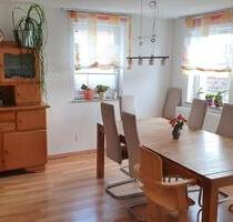 Charmante 5 12 Zimmer Wohnung in Südlage, Rottenburg-Seebronn - Rottenburg am Neckar