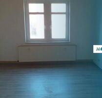 Schicke 3-Zimmer-Wohnung mit Badewanne - Bad Bibra