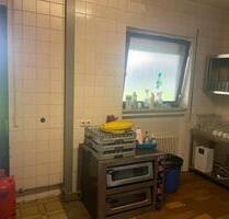 Komplette Küche zu Vermieten - 1.500,00 EUR Kaltmiete, in Singen (Hohentwiel) (PLZ: 78224)