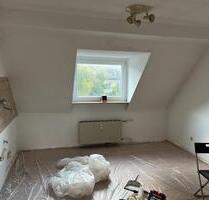 Dachgeschosswohnung, ab sofort, WG geeignet - Essen Huttrop