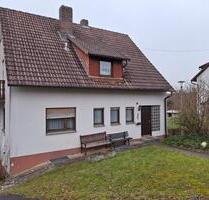 Einfamilienhaus mit großer Scheune - Aufseß