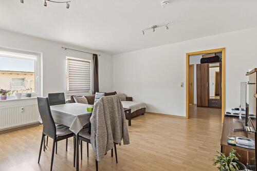 Foto - Dachgeschoßwohnung in Halle (Saale) zur Miete