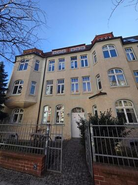 Foto - 'Lassen Sie Ihrer Kreativität freien Lauf' traumhafte 2 Zimmer Altbauwohnung zum Selbstgestalten