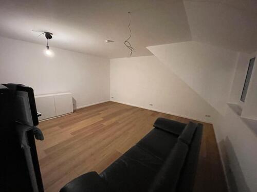 Foto - Zum 01.12 Schöne ein Zimmer Wohnung nahe Bahnhof