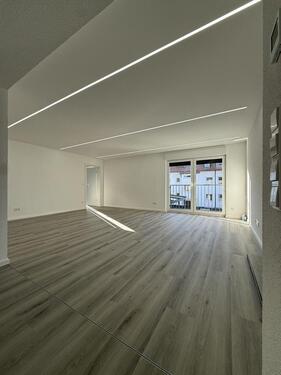 Foto - Helle große 5 Zimmer Wohnung - 1.800,00&nbsp;EUR Kaltmiete, ca.&nbsp; 140,00&nbsp;m&sup2;