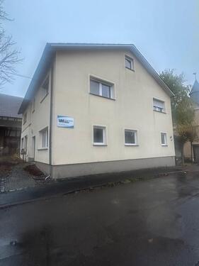 Foto - 1-2 Familienhaus - 285.000,00&nbsp;EUR Kaufpreis, ca.&nbsp; 200,00&nbsp;m&sup2;