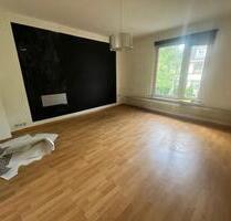 Helle Wohnung mit 2 Zimmer Keller 1OG sofort frei in Oberhausen