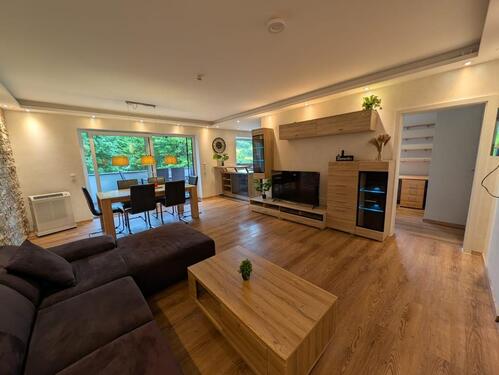 Foto - Möblierte 4-Zi. Wohnung, EBK, Balkon, Klima, Whirlpoolwanne