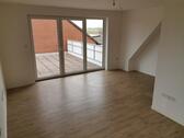 Foto - 3 Zimmer Wohnung - Einbauküche, Balkon und Garage