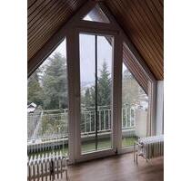 zwei Zimmerwohnung im DG mit EBK zu vermieten - Lauenburg/Elbe