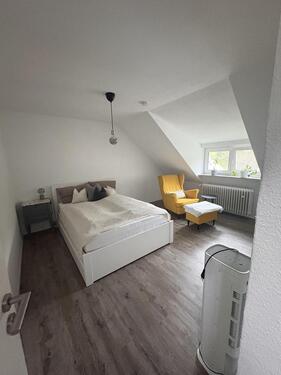 Foto - 3 Zimmer Dachgeschoßwohnung zur Miete in Stuttgart