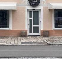 Ladenfläche 1A Lage in Tutzing - 1.350,00 EUR Kaltmiete, in Tutzing (PLZ: 82327)