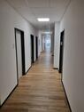 Foto - Hell, barrierefrei, gute ÖPNV-Anbindung, Pkw-Stellplätze, attraktiver Mietpreis - BR 4215