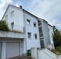 Attraktive 3 Zi. DG-Whg. mit Ballkon in Annweiler zu vermieten - Annweiler am Trifels