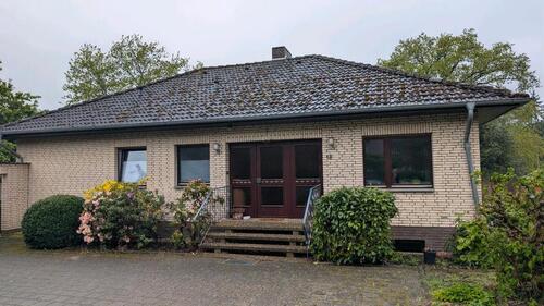 Foto - HausBungalow - 1200 qm Grundstück (in Schessinghausen)