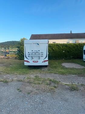 Foto - Stellplatz Wohnmobil-Wohnwagen in WR mit Strom-bewohnt-Kamera