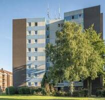 Modernisierte 4-ZKB-Balkonwohnung im Hochhaus in Heppens zu vermieten! - Wilhelmshaven