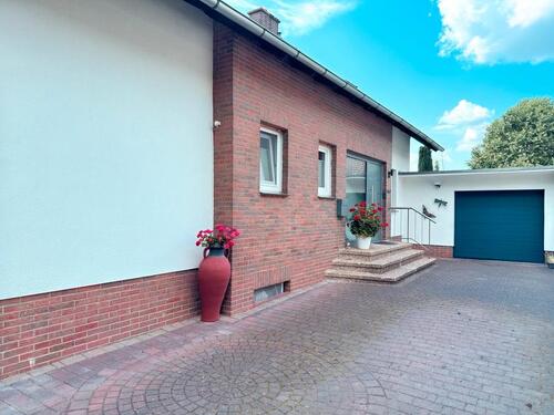 Foto - Mehrfamilienhaus, Wohnhaus in Preußisch Oldendorf zum Kaufen
