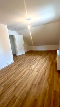 Foto - 2 Zimmer, EBK, Dachgeschosswohnung, 53 m², AB-Schweinheim