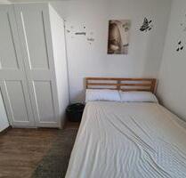 WG Zimmer 9qm - 530,00&nbsp;EUR Kaltmiete, ca.&nbsp; 9,00&nbsp;m&sup2; in Schorndorf (PLZ: 73614)