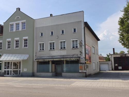 Foto - Attraktives Wohn- und Geschäftshaus in zentraler Lage