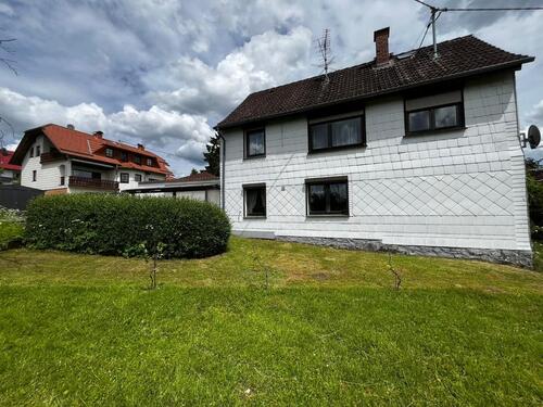 Foto - Sofort bezugsfrei! Gepflegtes Einfamilienhaus mit viel Platz und