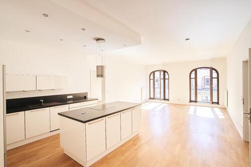 Foto - Wunderschöne, helle 3-Zimmer- Wohnung in Berlin-Mitte von Privat
