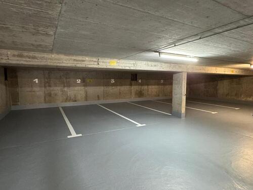 Foto - Tiefgaragenstellplatz in kleiner gepflegter Tiefgarage Alpspitzst