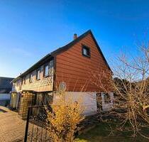 Doppelhaushälfte SZ Ringelheim - 187.000,00&nbsp;EUR Kaufpreis, ca.&nbsp; 105,00&nbsp;m&sup2; in Salzgitter (PLZ: 38259) Ortschaft Südost