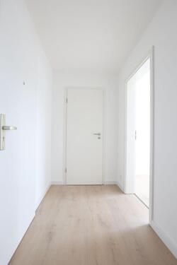 Foto - Helle 2 Zimmer Wohnung - 399,00 EUR Kaltmiete,
