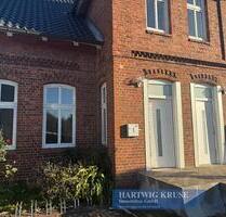 Moderne, helle 2-Zimmer-Wohnung in zentraler Lage von Freiburg - Freiburg (Elbe)