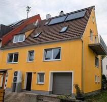 Renoviertes Zweifamilienhaus im Ortskern von Harburg - Harburg (Schwaben)