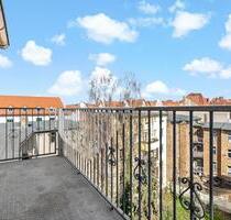 Aufgepasst! Attraktive 3-Raumwohnung mit Balkon in der Reilstraße! - Halle (Saale) Am Wasserturm/Thaerviertel