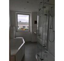 3 Raum Wohnung Nachmieter - 400,00 EUR Kaltmiete, in Löbau (PLZ: 02708)