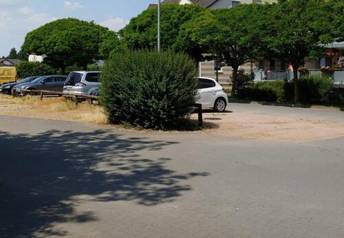 Foto - PKW Stellplätze in Langenselbold