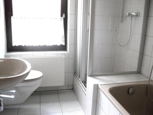 Foto - Gepfl.-3 - Zi.- Whg. mit Einbauküche in Northeim0T-Bühle