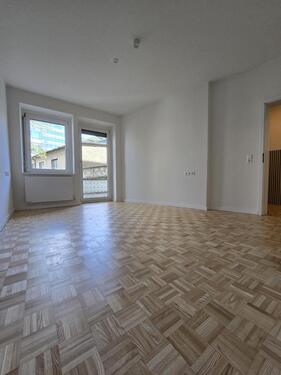 Foto - 2,5-Zimmer-Wohnung im Erdgeschoss mit Küche und Sonnenterrasse -