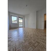 2,5-Zimmer-Wohnung im Erdgeschoss mit Küche und Sonnenterrasse - - Stuttgart Stuttgart-Nord