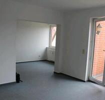 2-Zimmer Eigentumswohnung mit Wohnküche, Keller & Carport - Celle