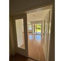 *ANFRAGESTOPP* 2 Zimmer-Wohnung mit Terrasse und Gartenblick - Warburg